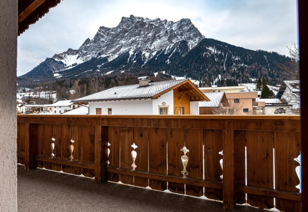 Aparthotel Haus Alpenblick Ehrwald Exterior foto