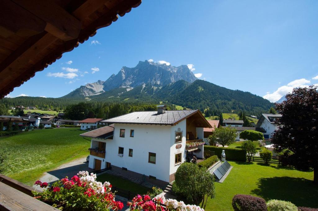 Aparthotel Haus Alpenblick Ehrwald Exterior foto
